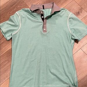 NWOT Lululemon Men’s Mint Green Polo Shirt with Gray Collar -large